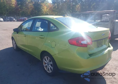 2013 Ford Fiesta Se from USA, damaged, VIN 3FADP4BJ7DM130389